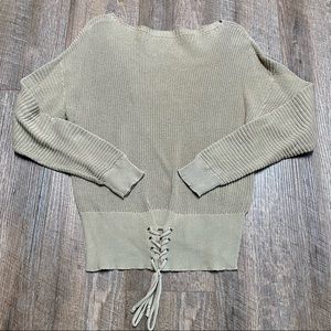 Beautiful light weight sweater